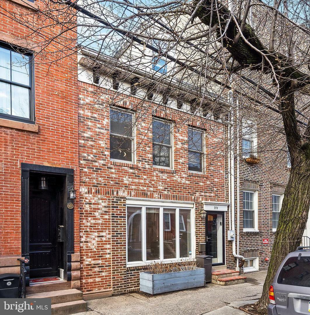 Property Photo:  974 N 5th Street  PA 19123 