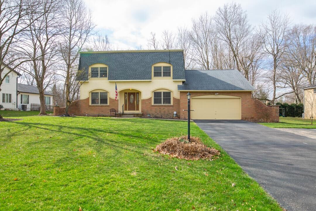 Property Photo: 9199 Indian Mound NW Road OH 43147