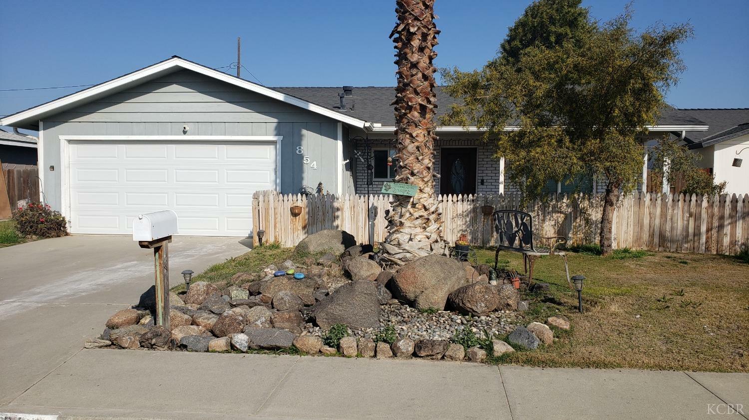 854 Clover Lane  Hanford CA 93230 photo