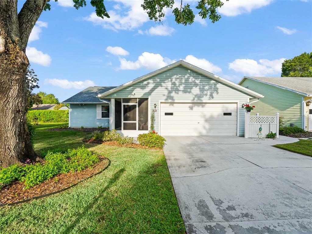 Property Photo:  1208 Loch Rannoch Court  FL 34788 