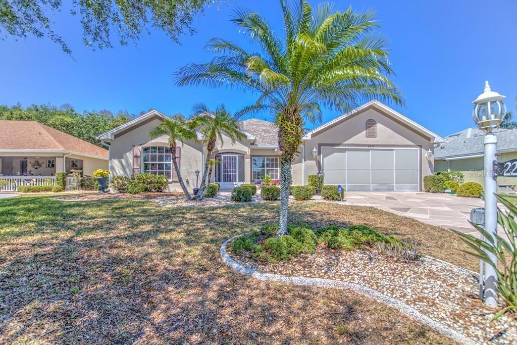 Property Photo:  2212 N Creek Court  FL 33573 