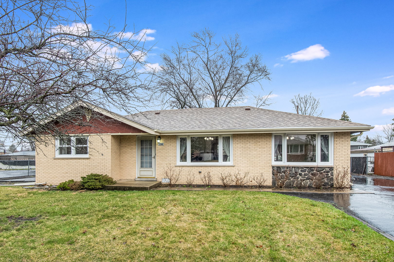 Property Photo: 8453 Lawler Avenue IL 60459