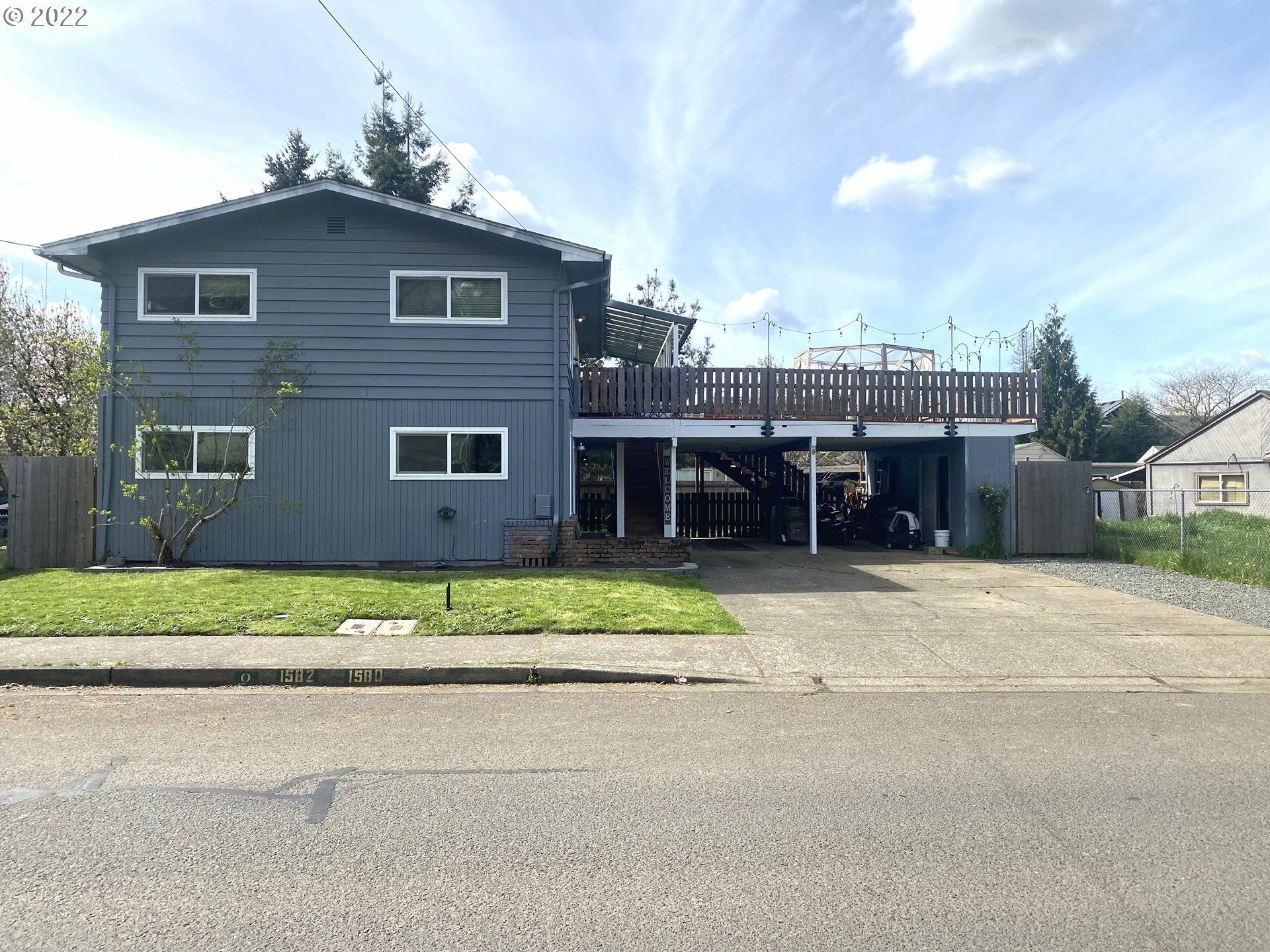 Property Photo: 1580 Bogart Ln OR 97401