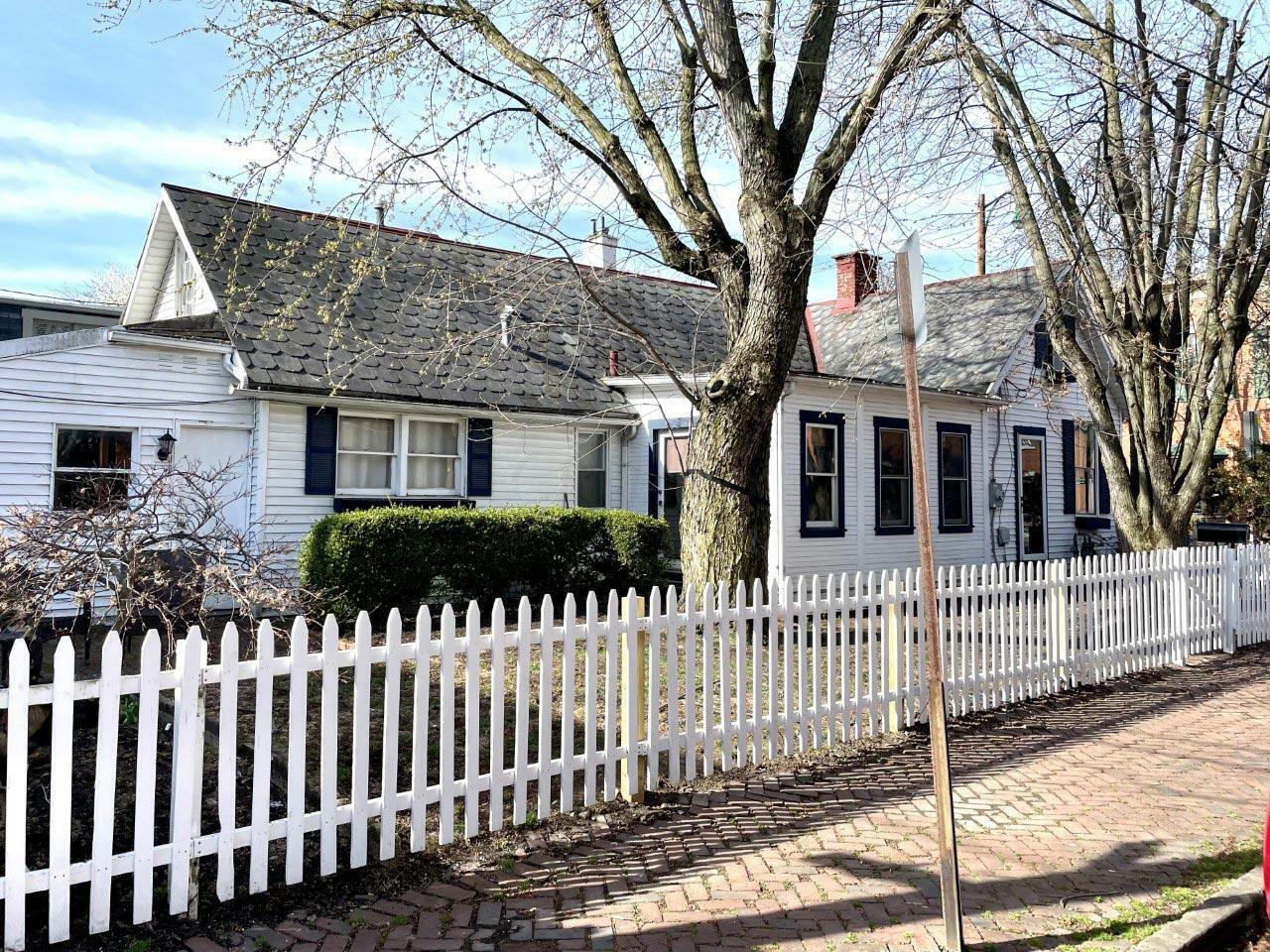 Property Photo: 151 W Jackson Street OH 43206