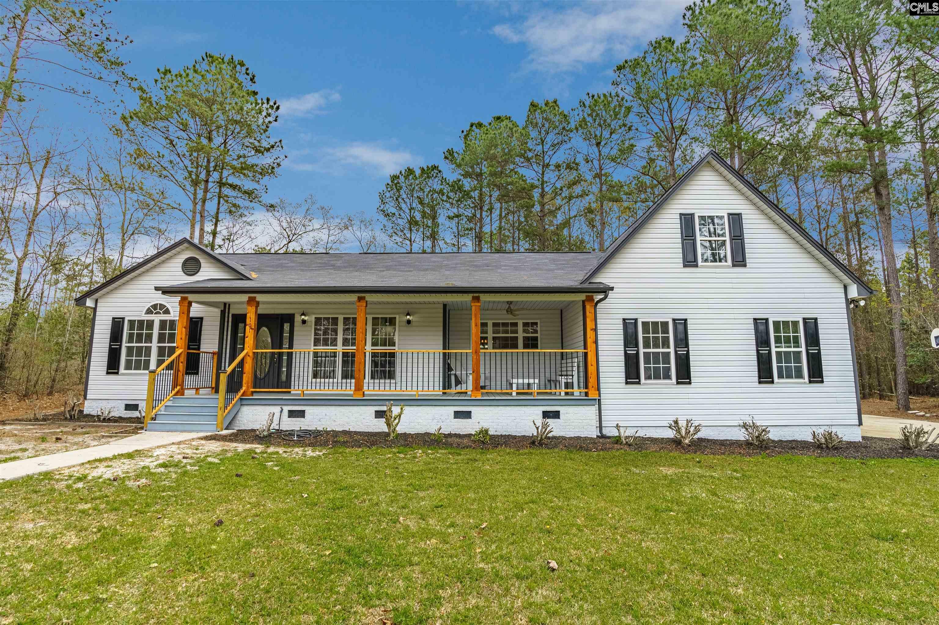 Property Photo:  101 Sandy Run Ct  SC 29053-8246 