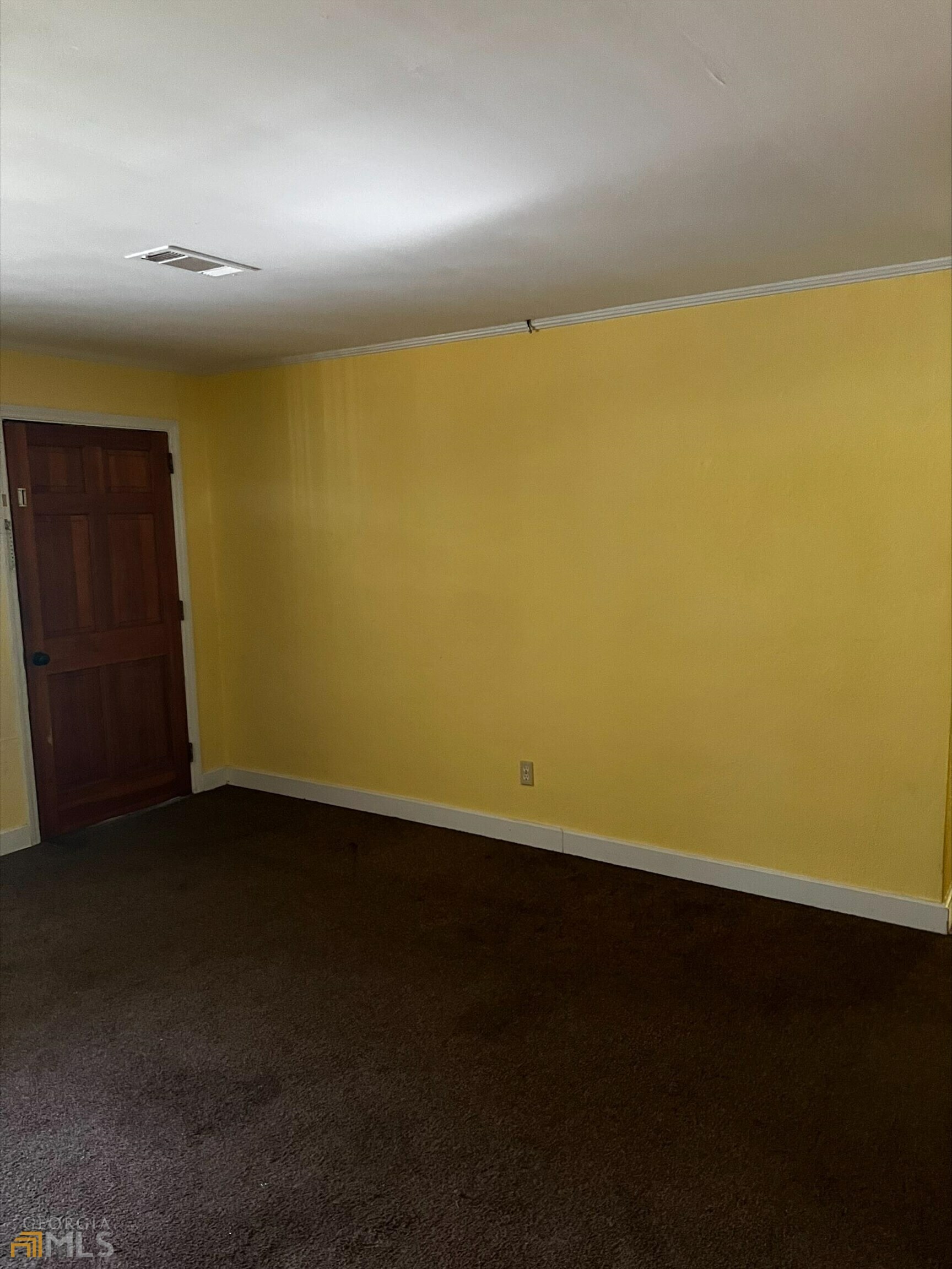 Property Photo: 115 SE Kings Road GA 31061