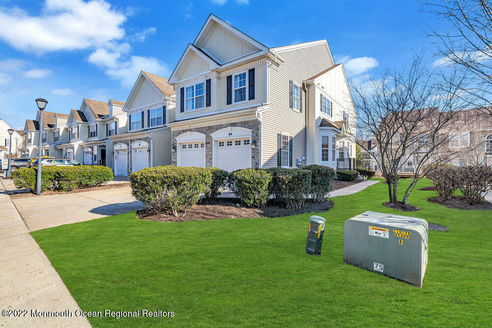 Property Photo:  84 Brookfield Drive  NJ 08527 