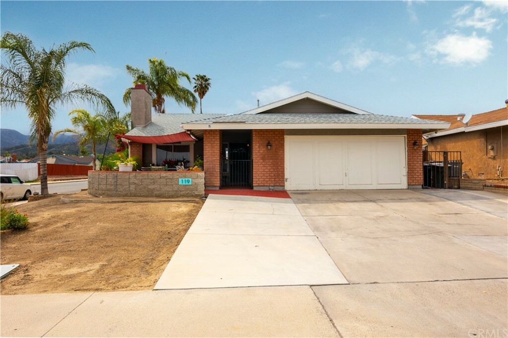 Property Photo:  119 N Ralph Road  CA 92530 