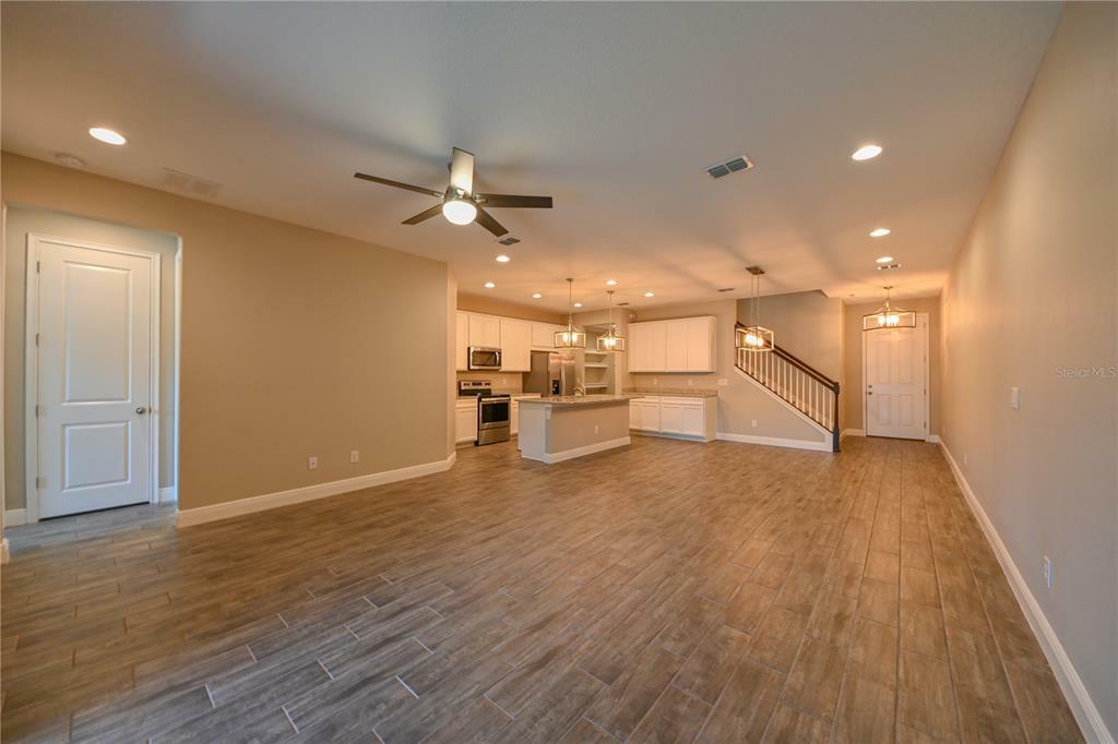 Property Photo:  5714 Grand Sonata Avenue  FL 33558 