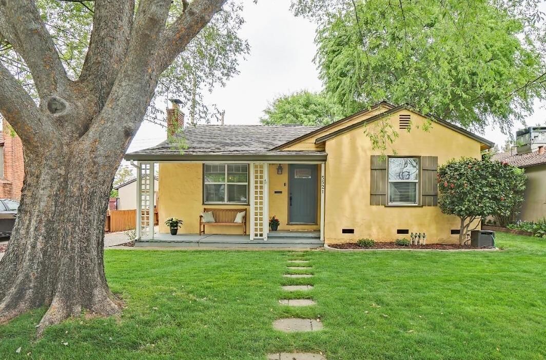 Property Photo: 5521 D Street CA 95819
