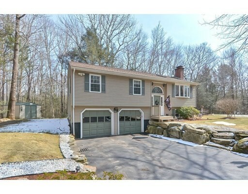 Property Photo:  3 Stone Ridge Dr  MA 01524 