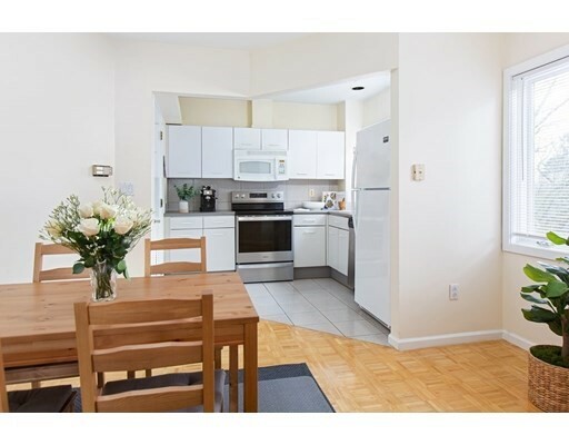 Property Photo:  121 Longwood Ave 2B  MA 02446 