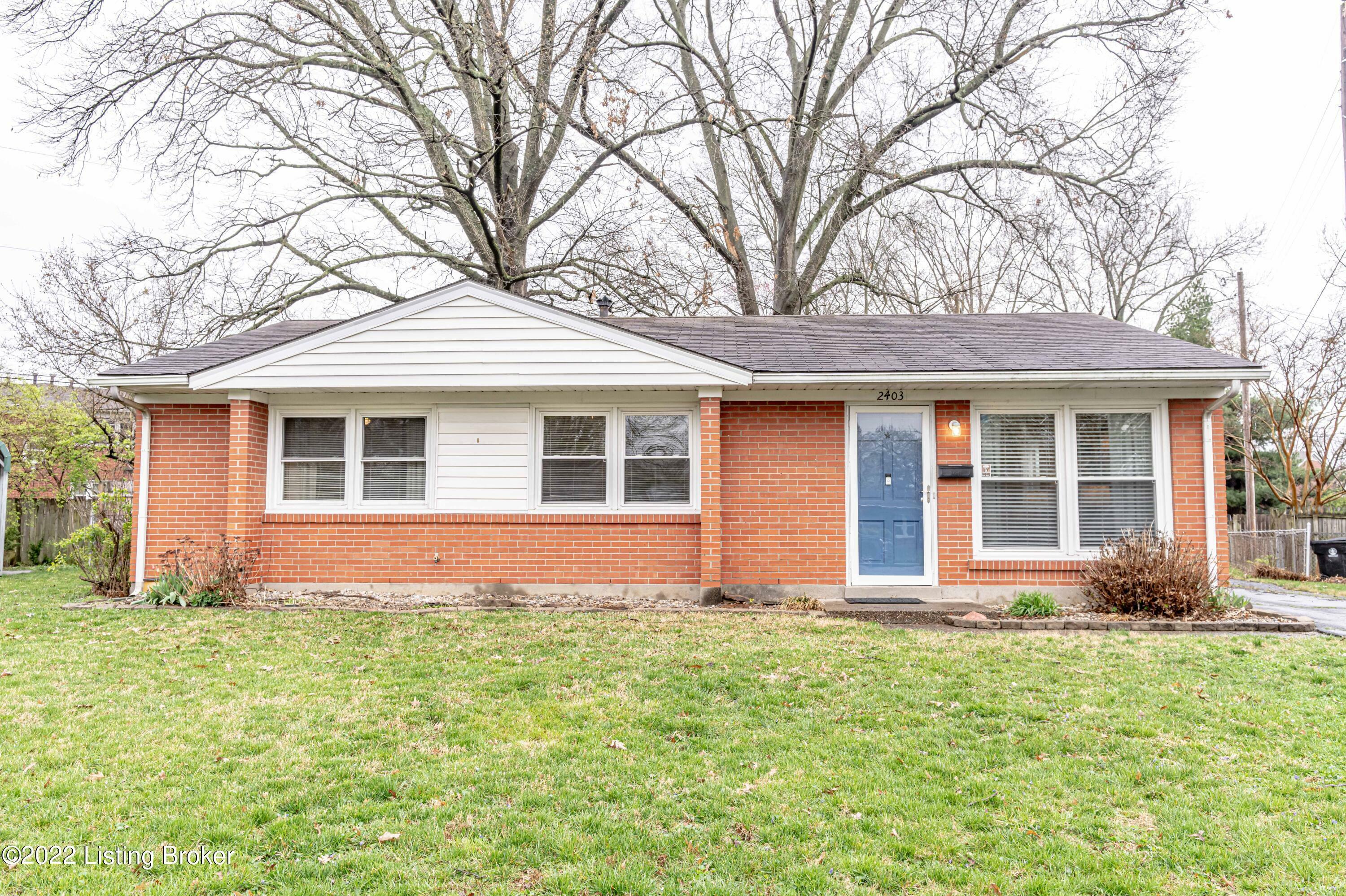 Property Photo:  2403 Proctor Ct  KY 40218 