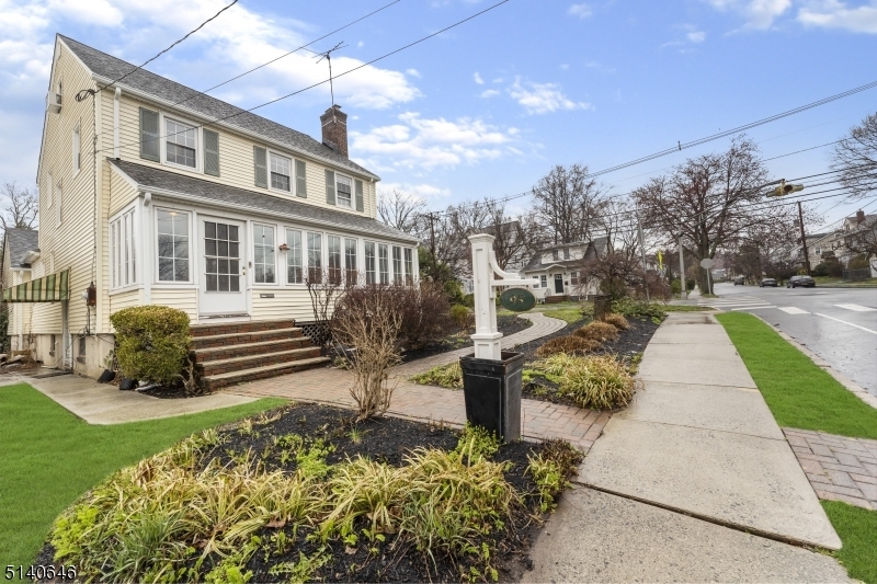 Property Photo:  93 Orchard Rd  NJ 07040 