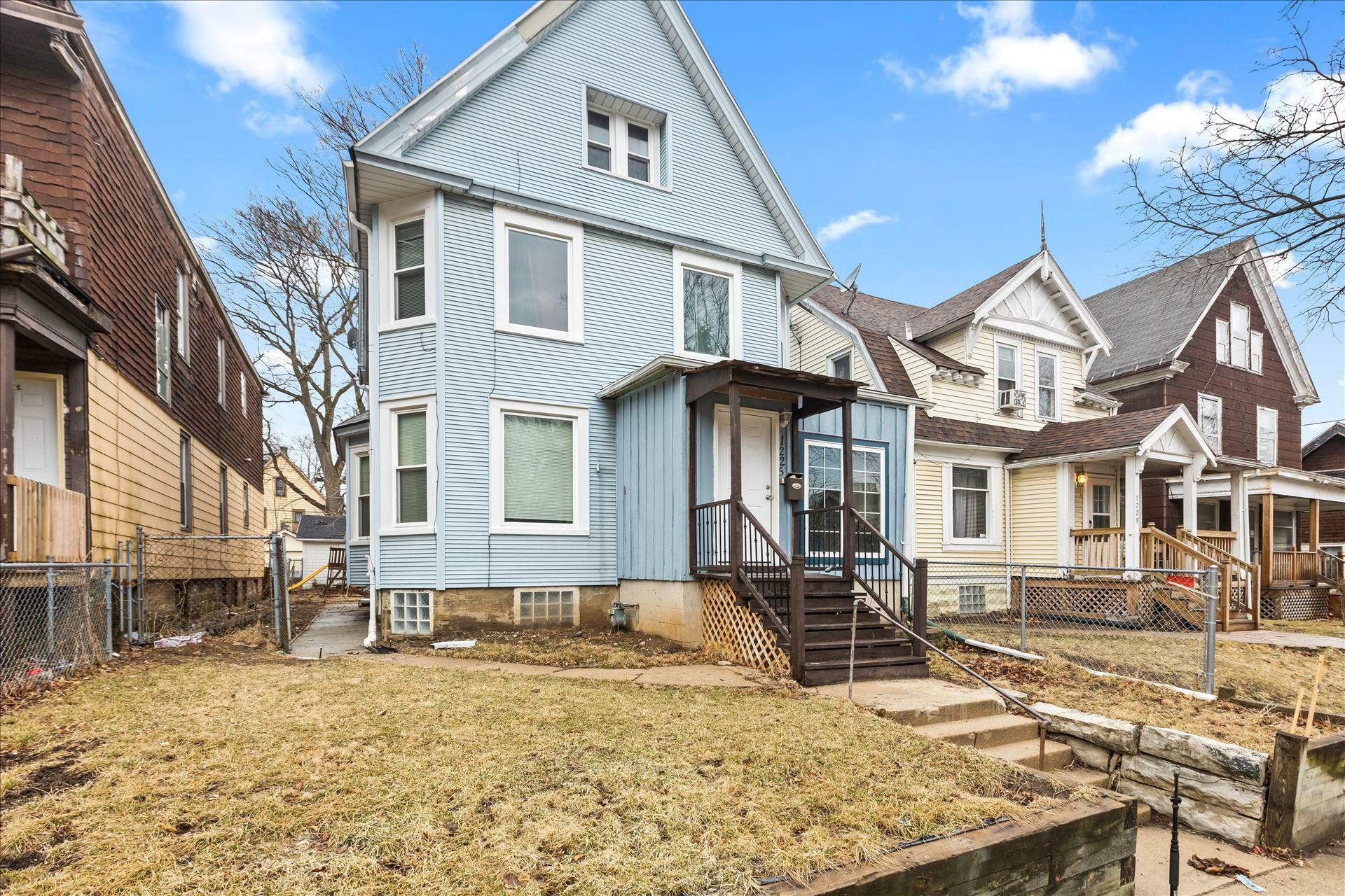 Property Photo: 1225 N 31st St WI 53208