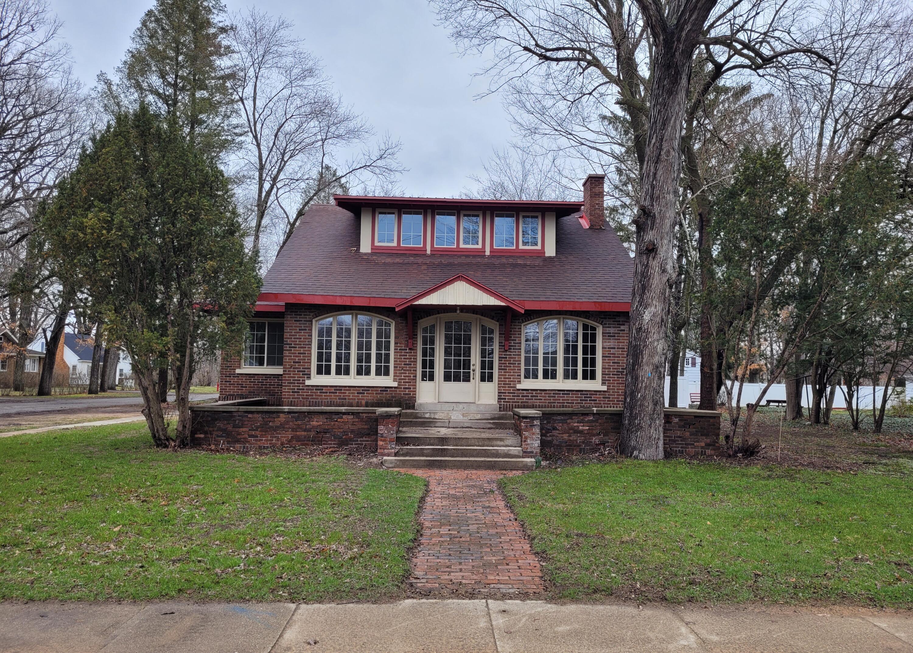 Property Photo: 633 Marshall Street MI 49010
