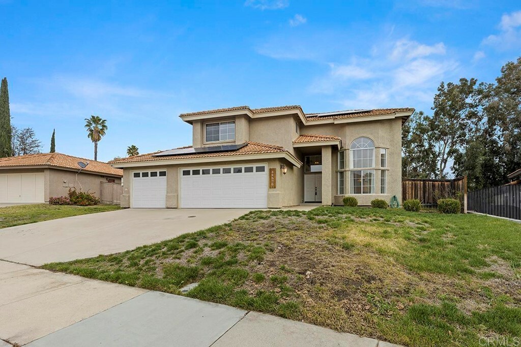 Property Photo:  39570 Glenwood Court  CA 92563 