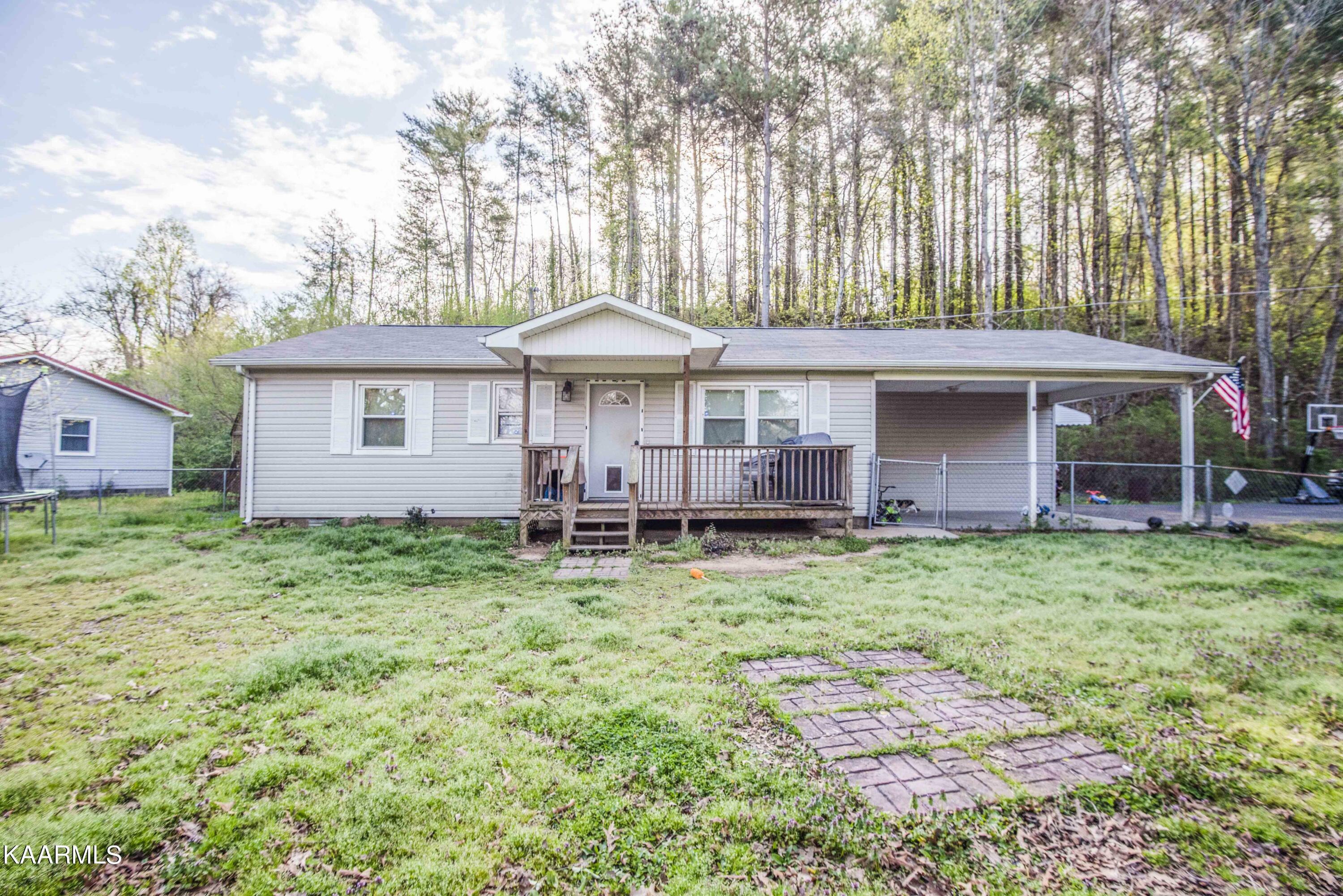 Property Photo:  130 Bettis Lane  TN 37763 