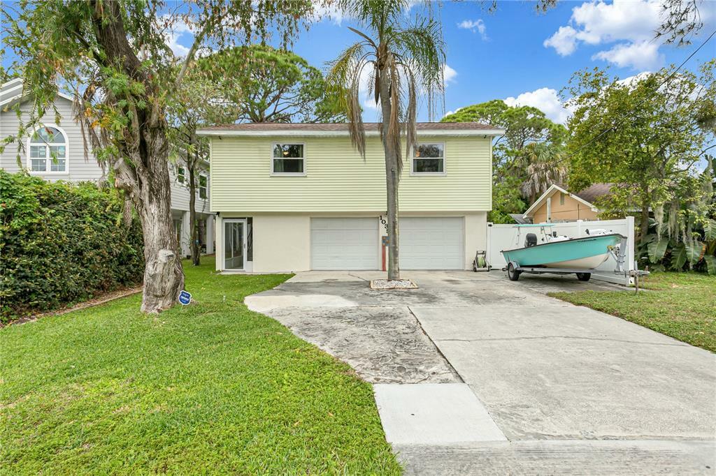 Property Photo:  10390 San Martin Boulevard NE  FL 33702 