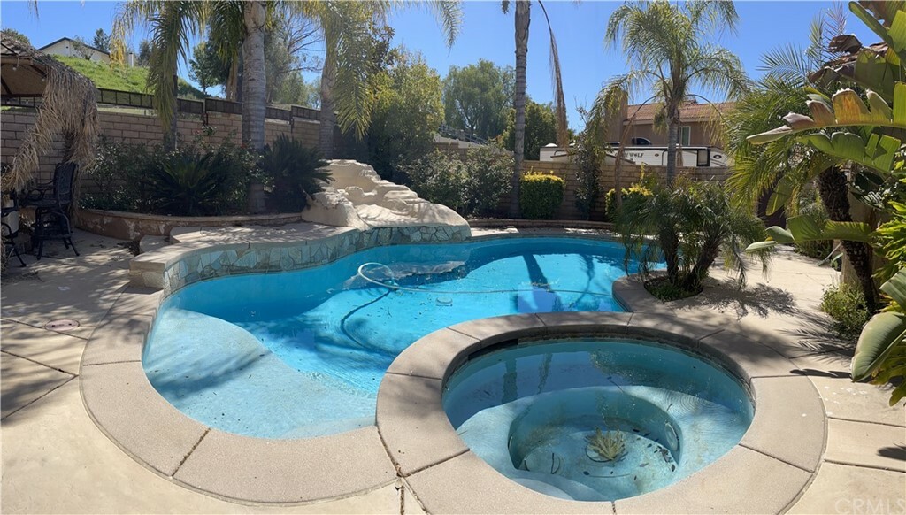 Property Photo:  40232 Vidette Circle  CA 92591 