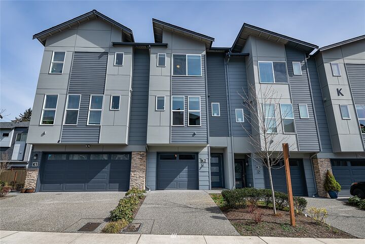 Property Photo:  15720 Meadow Road K2  WA 98037 