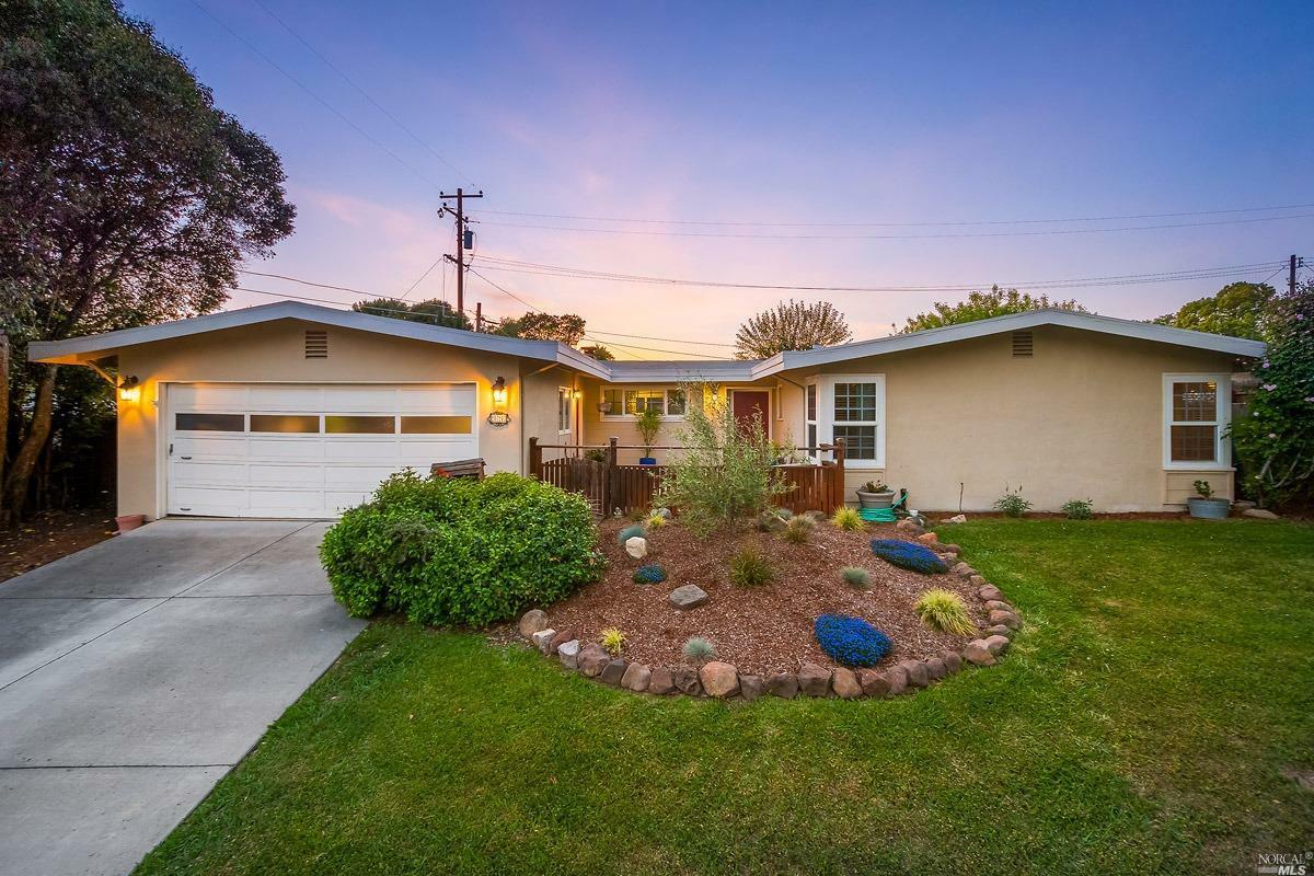 Property Photo: 11 Buena Vista CA 94947