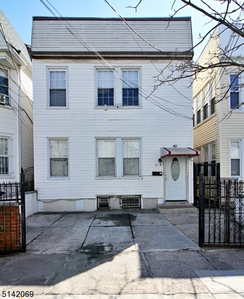 Property Photo:  519 N 6th St  NJ 07107 