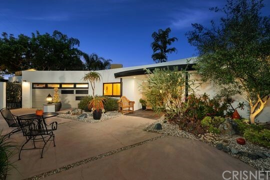 14733 Valley Vista Boulevard  Sherman Oaks CA 91403 photo