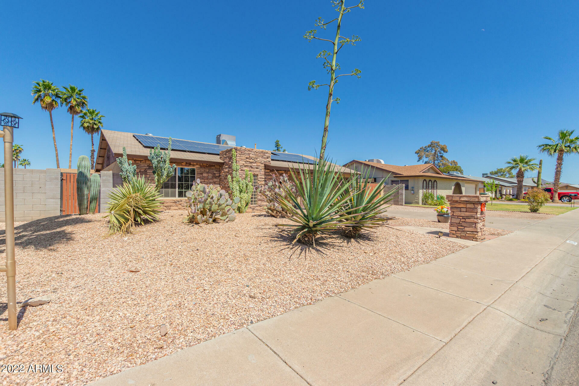 Property Photo:  4150 W Mescal Street  AZ 85029 