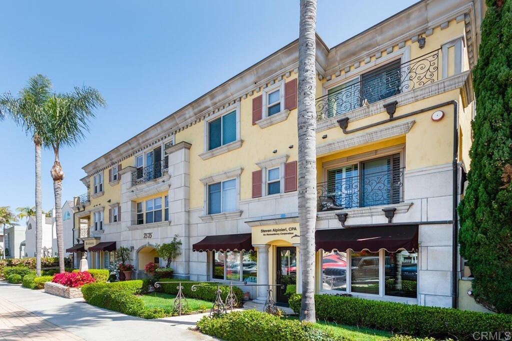 Property Photo: 7575 Eads Avenue 307 CA 92037