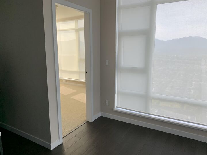 Property Photo: 4485 Skyline Drive 4305 BC V5C 0J2