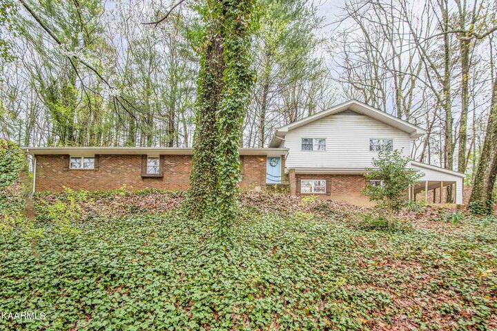 325 West Hills Drive  Harriman TN 37748 photo