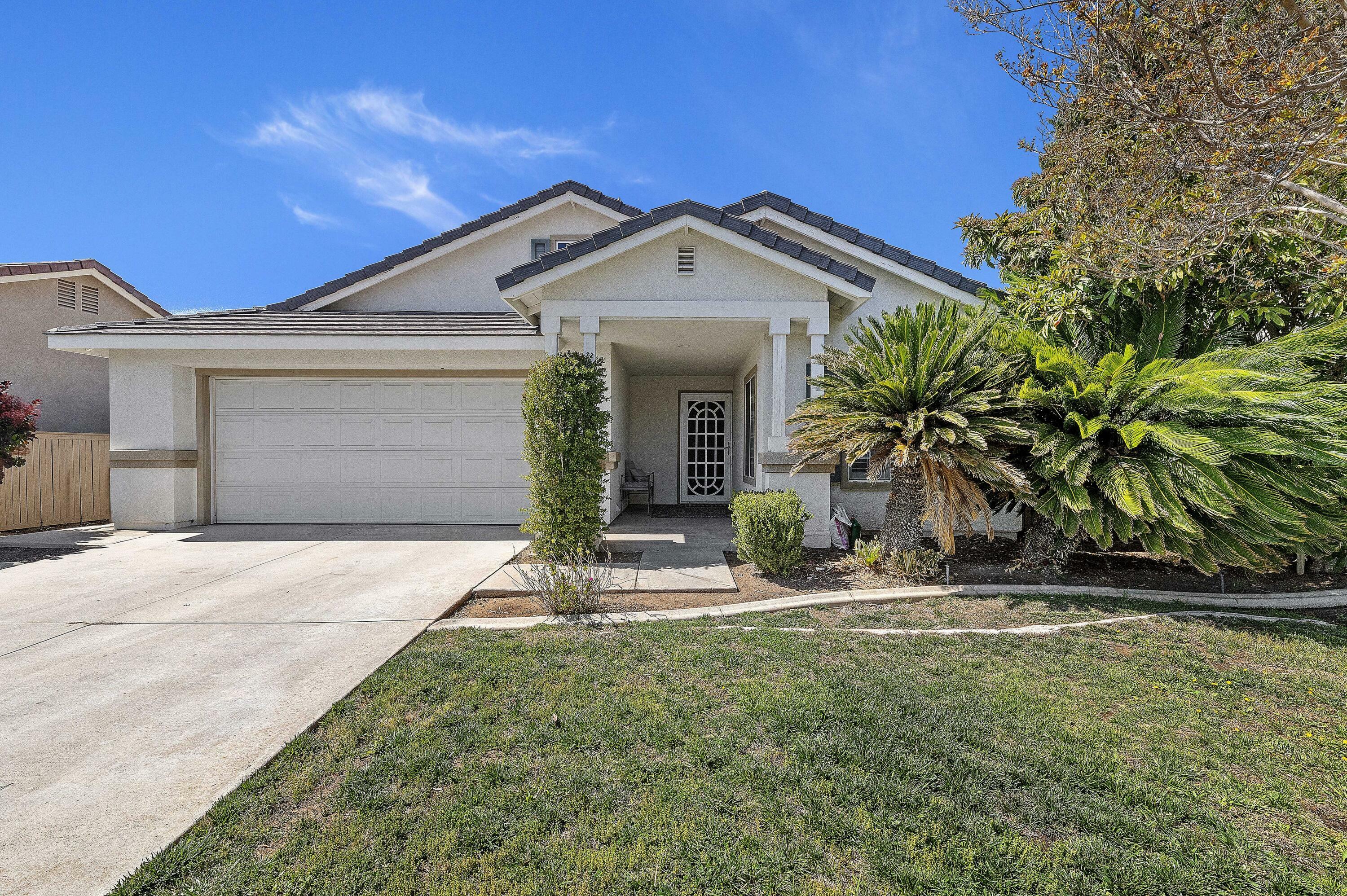 Property Photo:  5235 Melbourne Place  CA 92508 