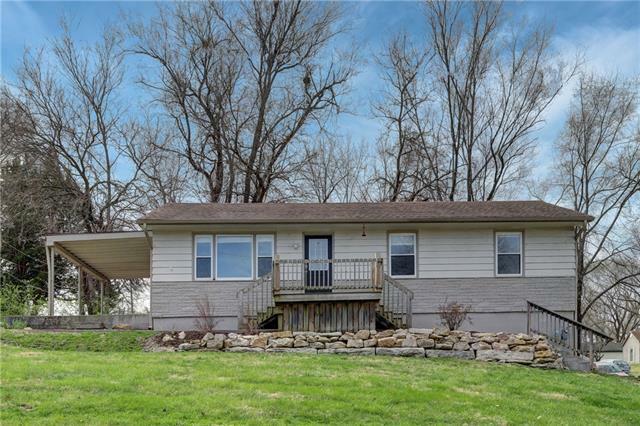 Property Photo: 1113 Quincy Street KS 66048