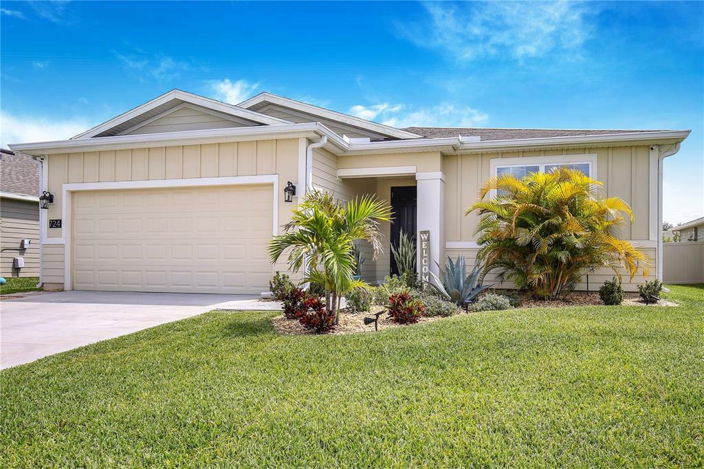 Property Photo:  724 Simone Court  FL 33844 