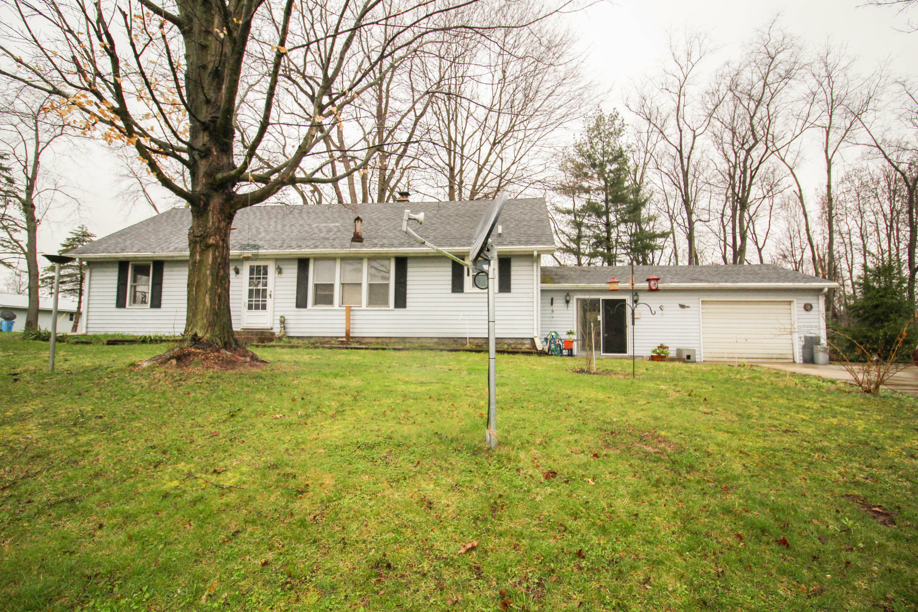 Property Photo:  61620 Roberts Road  MI 49093 