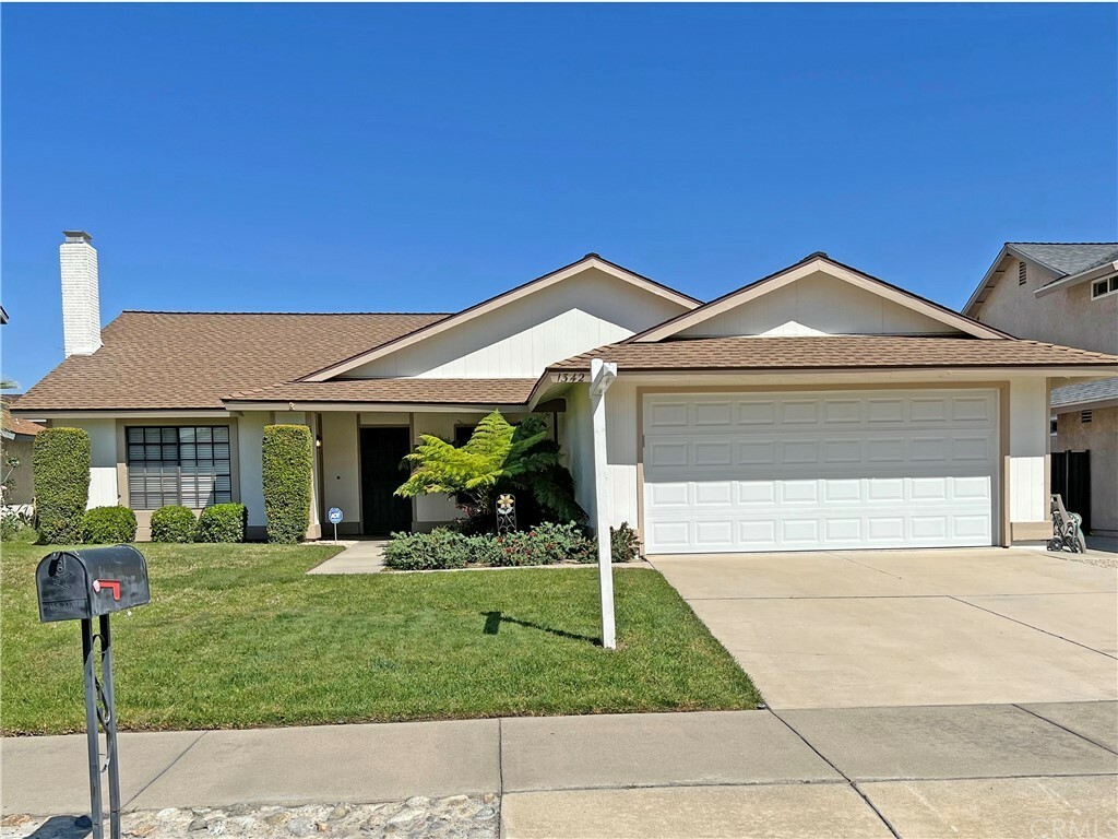 Property Photo: 1342 N Isadora Way CA 91764
