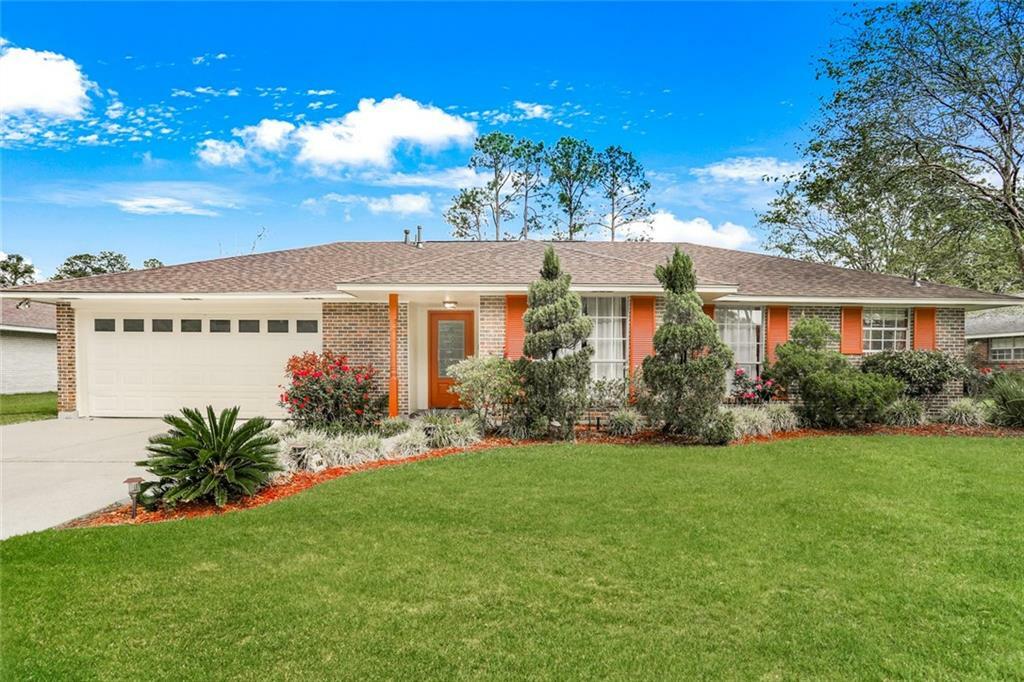 Property Photo:  184 W Pinewood Drive  LA 70458 