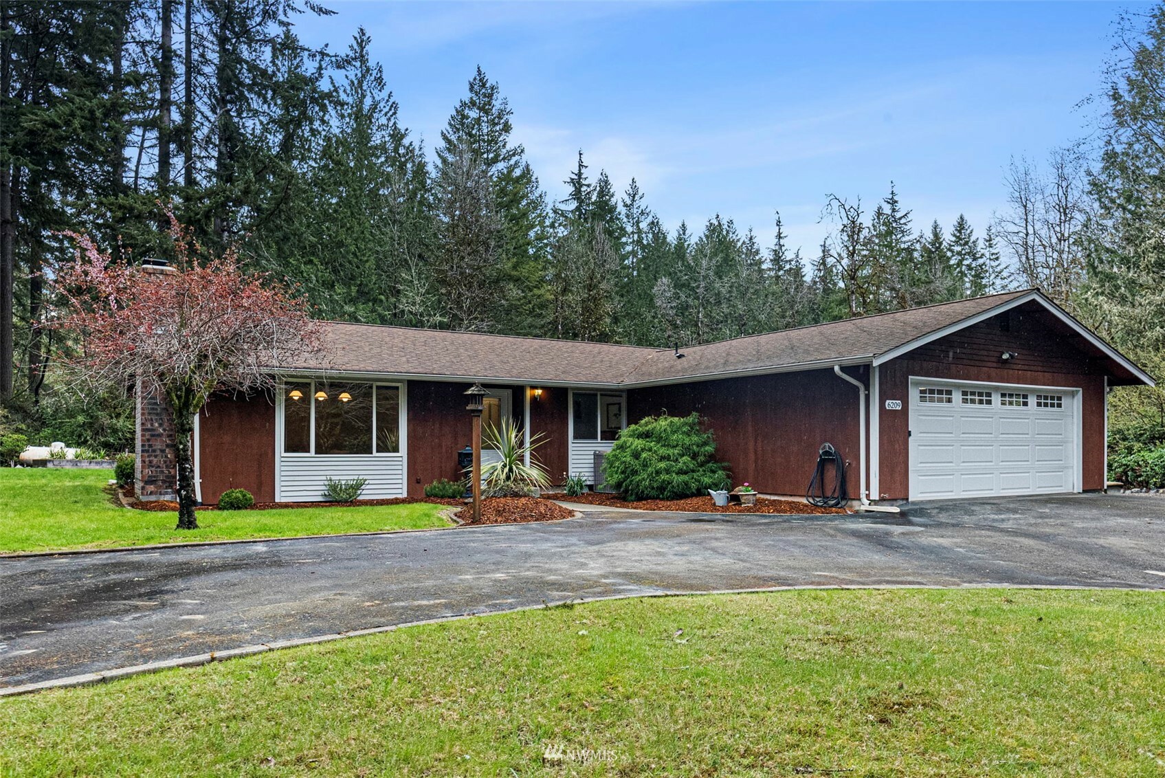 Property Photo: 6209 85th Street NW WA 98332