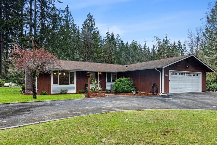 Property Photo: 6209 85th Street NW WA 98332
