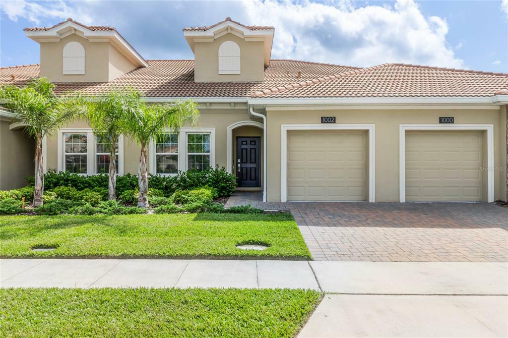 Property Photo:  1002 Blackwolf Run Road  FL 33896 