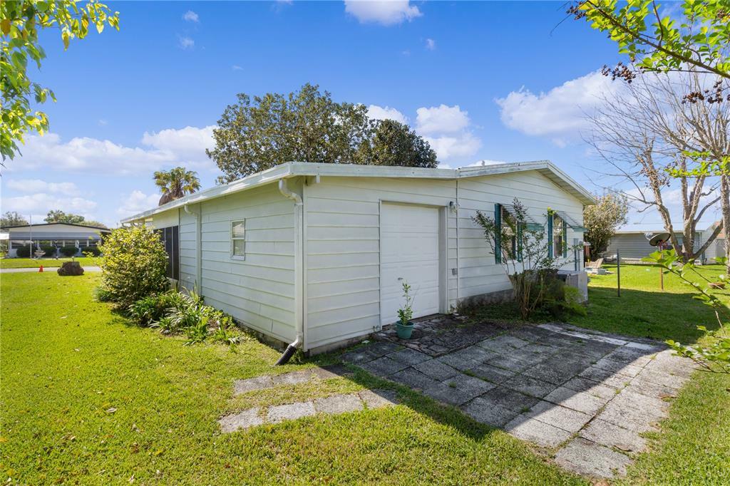 Property Photo:  737 Royal Palm Avenue  FL 32159 