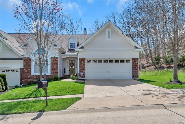 Property Photo: 644 Bluffs View Court 63025