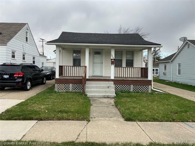 Property Photo: 18661 Meier Street MI 48066