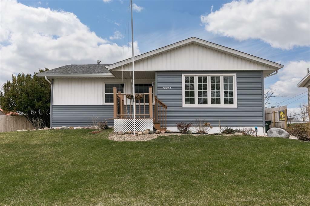 Property Photo:  5327 Holly Ave NW  IA 52405 