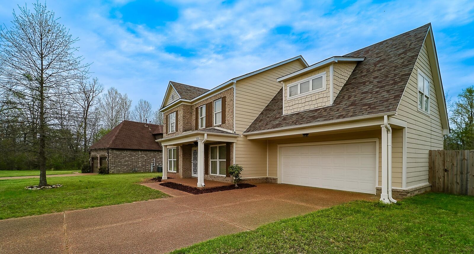 Property Photo: 6616 Hollister Ln TN 38135