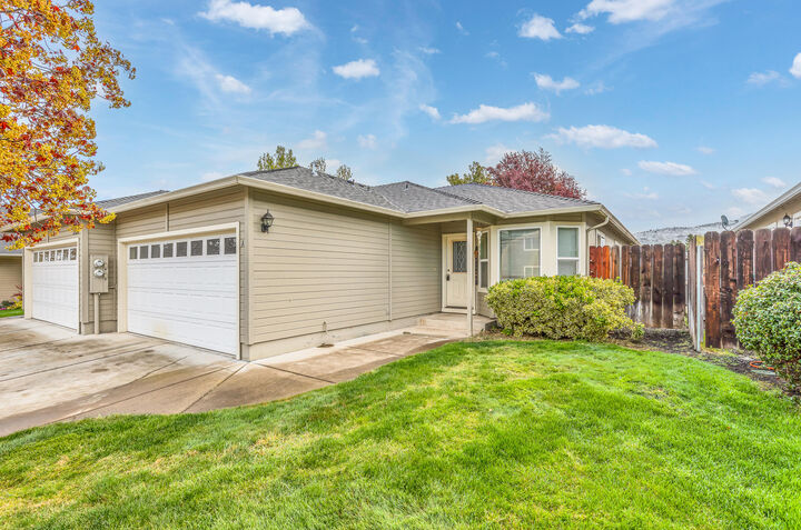 3164 Forest Hills Drive A  Medford OR 97504 photo