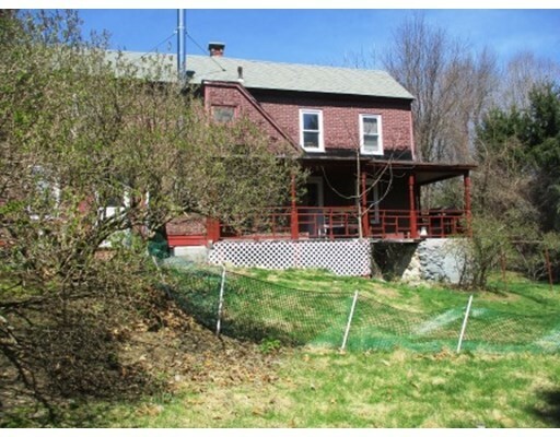 Property Photo:  542 Wanoosnoc Rd  MA 01420 