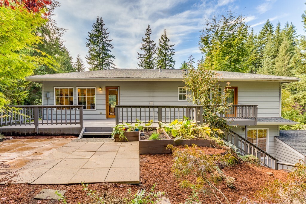 Property Photo:  4901 Fowler Avenue  WA 98203 