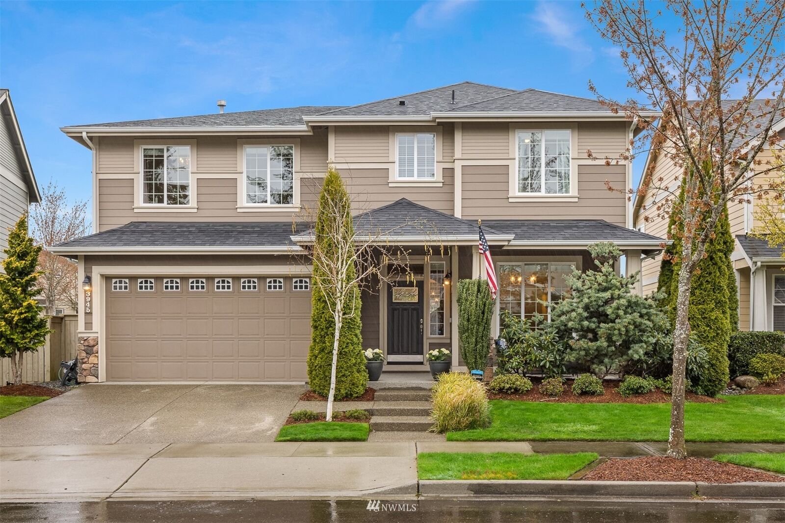 Property Photo:  3945 Amelia Court NE  WA 98516 